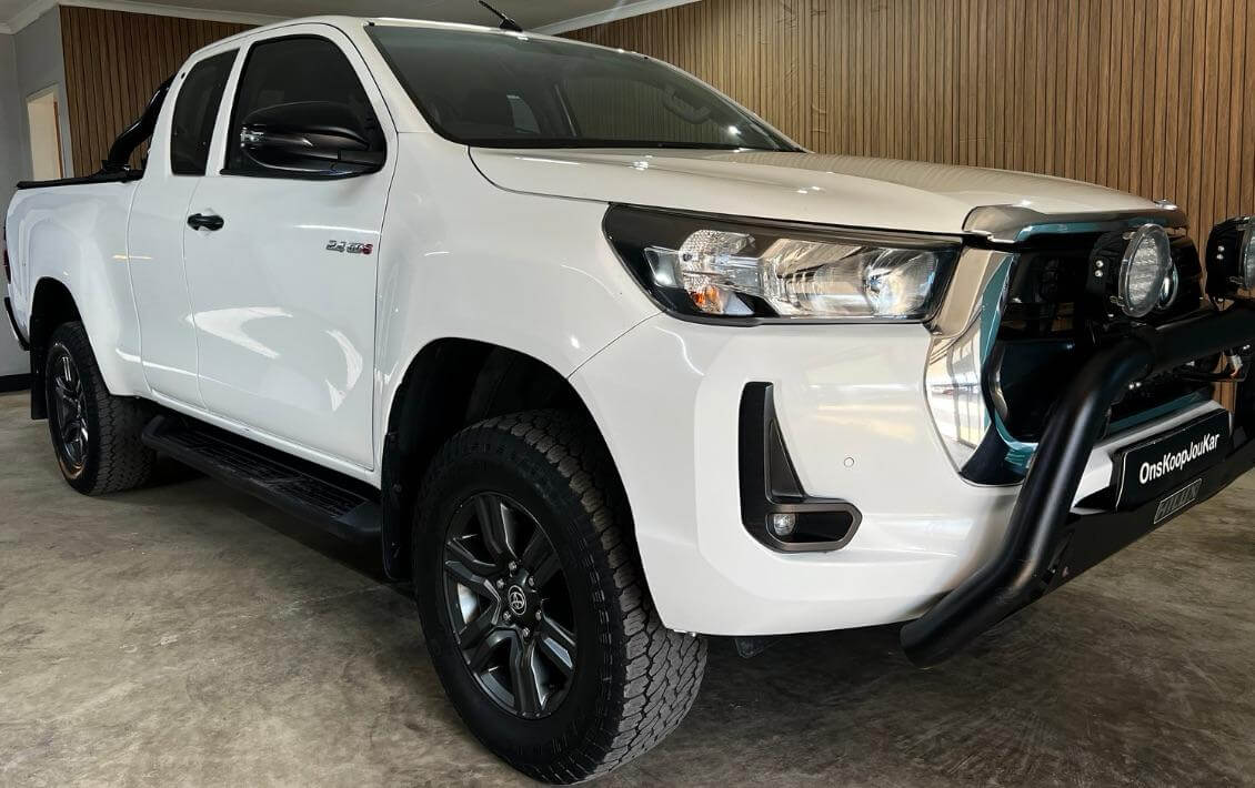 2022 Toyota Hilux 2.4GD-6 Xtra Cab Raider